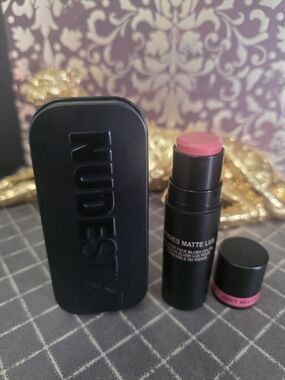 NUDESTIX Cream Blush Stick - Juicy Melon